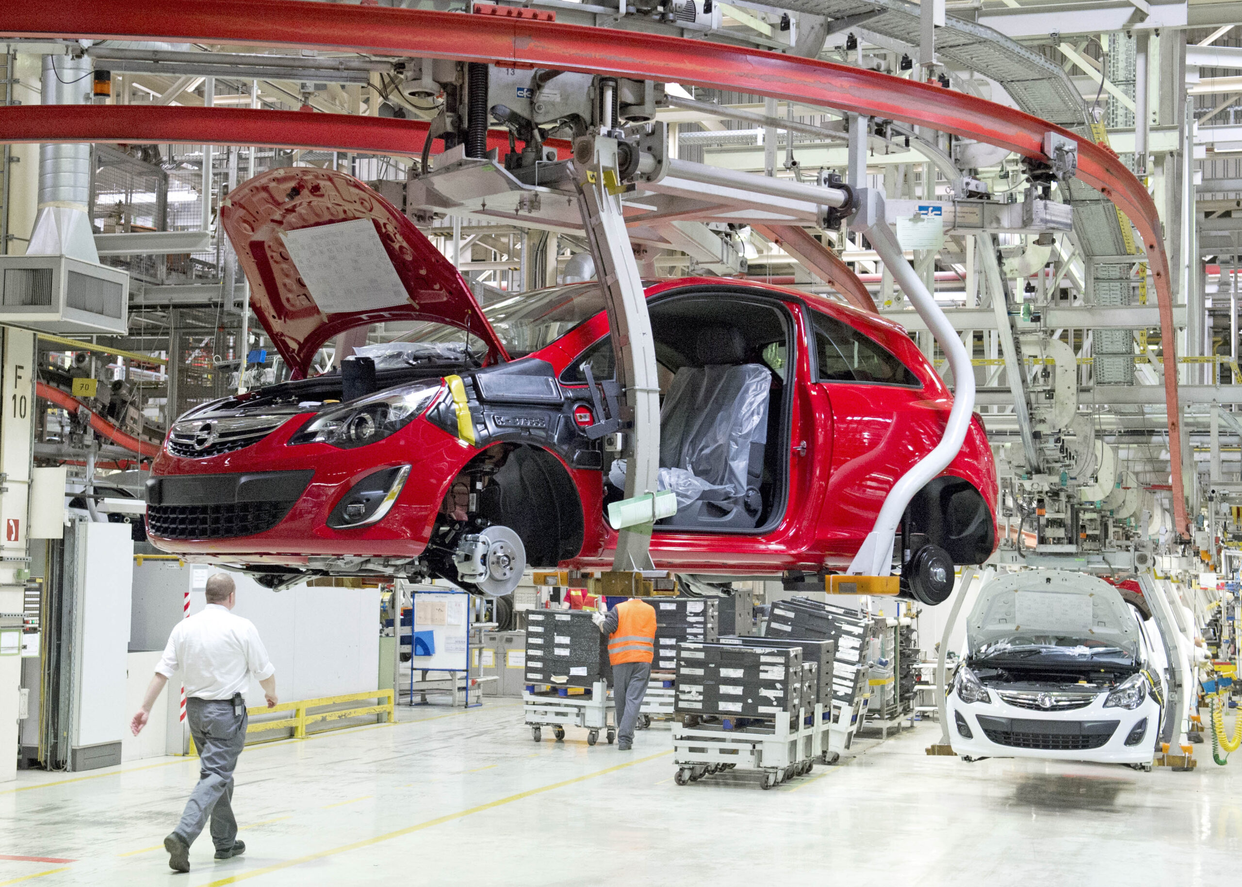 Opel: Την περικοπή 4.100 θέσεις εργασίας ανακοίνωσε η εταιρεία