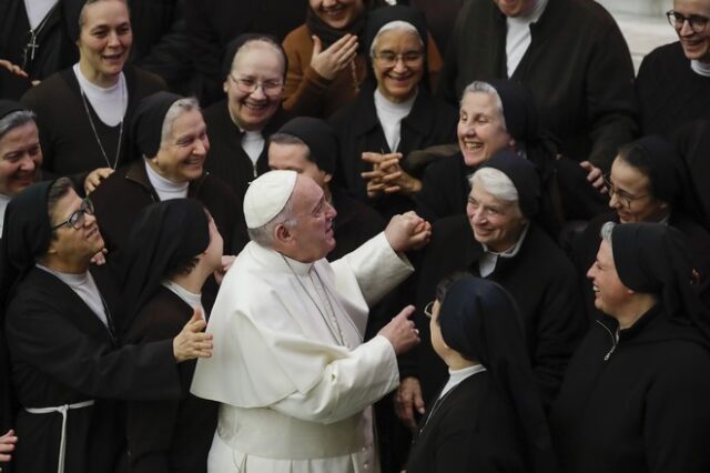 Βατικανό: Ο πάπας όρισε την πρώτη γυναίκα σε υψηλόβαθμο διπλωματικό πόστο