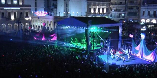 Πατρινό καρναβάλι: Χορός, μουσική, κέφι στην τελετή έναρξης