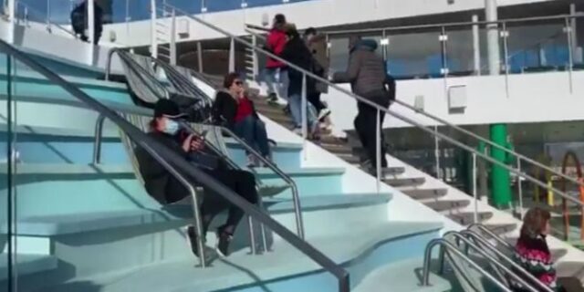 Κοροναϊός: Αγωνία για τους 7.000 εγκλωβισμένους στο κρουαζιερόπλοιο