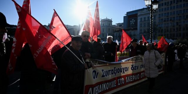 Συντάξεις: Στην Ολομέλεια του ΣτΕ δώρα και αναδρομικά