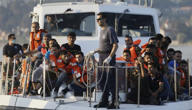 Αυτό είναι το σύμφωνο για τη μετανάστευση: Νέα Frontex και “καλάθια αλληλεγγύης”