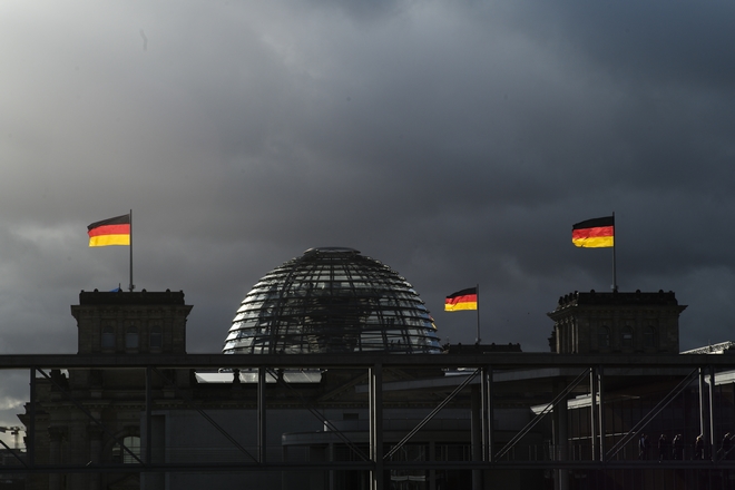 Διάσκεψη Βερολίνου: Τι προβλέπει το προσχέδιο των συμπερασμάτων – Ενιαία κυβέρνηση και κατάπαυση πυρός
