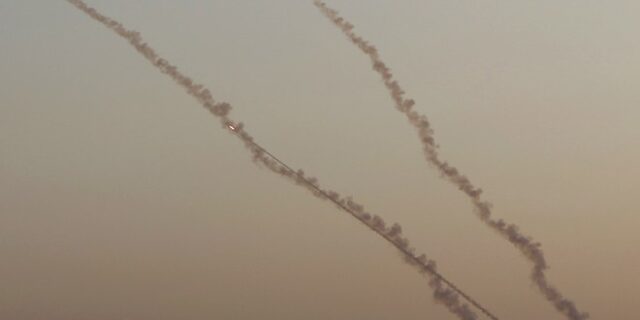 Ιράκ: Τρεις ρουκέτες στο αεροδρόμιο της Βαγδάτης όπου είναι τοποθετημένοι στρατιωτικοί των ΗΠΑ