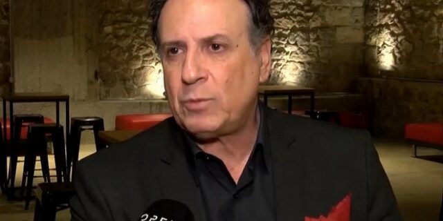 Ρώμας για “Καφέ της Χαράς”: Προκαλώ όσους λένε ότι δεν είχα έμπνευση