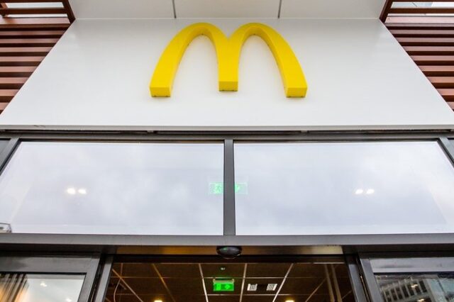 McDonald’s: Έφθασε τα 25 εστιατόρια στην Ελλάδα