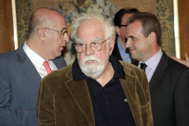Απεβίωσε ο καθηγητής, συγγραφέας και πρώην βουλευτής του ΠΑΣΟΚ Κώστας Σοφούλης