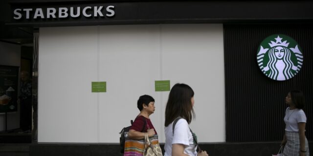 Νέος κοροναϊός: Η Starbucks κλείνει τα καταστήματά της σε επαρχία της Κίνας