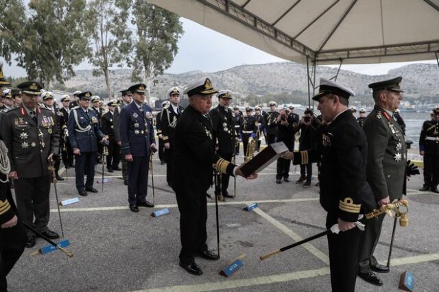 Παράδοση-παραλαβή καθηκόντων αρχηγού Στόλου: Τα εθνικά δίκαια υπερτερούν των αριθμών