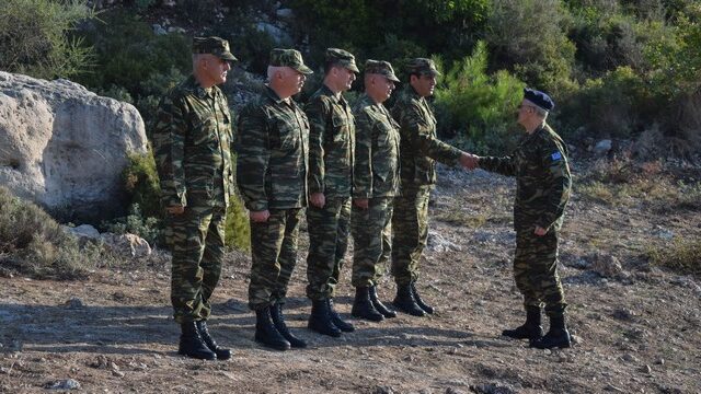 Αρχηγός ΓΕΣ: Επίσκεψη στα Δωδεκάνησα, στη σκιά των τουρκικών παραβιάσεων