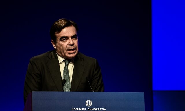 “Το ωραίο θα είναι η νέα Πρόεδρος της Δημοκρατίας να δώσει το κύπελλο στον Άρη”!