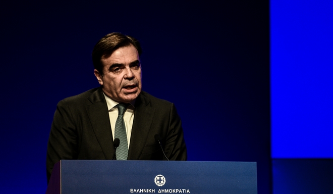 “Το ωραίο θα είναι η νέα Πρόεδρος της Δημοκρατίας να δώσει το κύπελλο στον Άρη”!