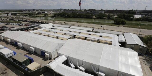 ΗΠΑ: Το Τέξας έγινε η πρώτη πολιτεία που δεν θα δεχθεί πρόσφυγες το 2020