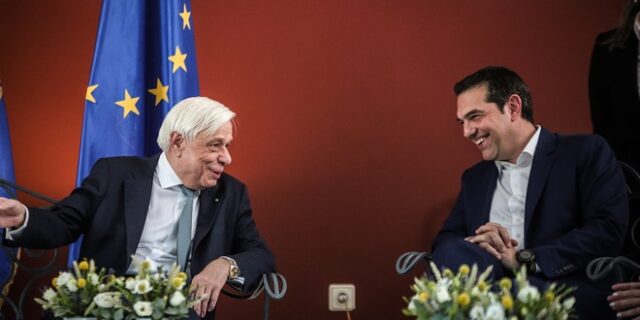 Πρόσωπο από την ευρύτερα αριστερά θα προτείνει ο ΣΥΡΙΖΑ εάν δεν επιλεγεί ο Παυλόπουλος