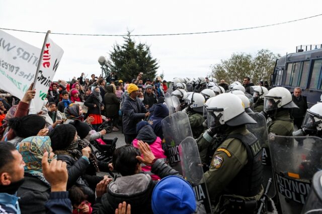 Ταυτοποιήθηκαν 13 Αφγανοί και μία Ιρανή για τα επεισόδια στην Μόρια