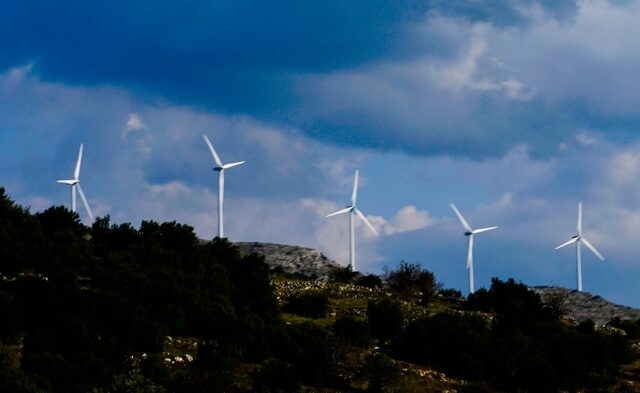 ΤΕΡΝΑ Ενεργειακή: Επενδύσεις 1,3 δισ. ευρώ για ΑΠΕ και διαχείριση απορριμμάτων