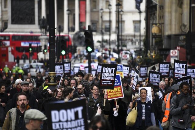 Βρετανία: Διαδήλωση στο Λονδίνο κατά της έκδοσης του Ασάνζ