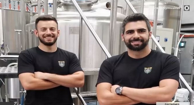 Αυστραλία: Δύο Έλληνες άνοιξαν ζυθοποιείο – Φτιάχνουν μπύρα με γεύση καφέ
