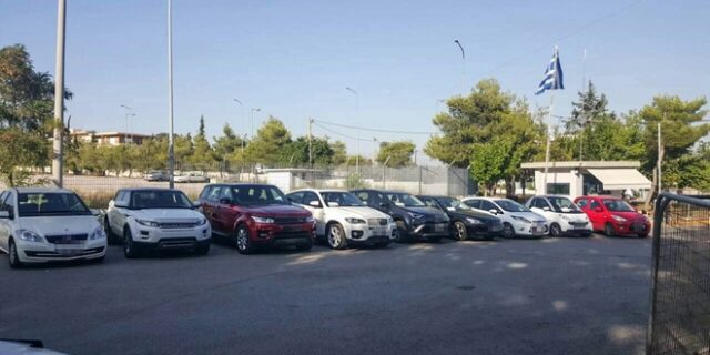 Θεσσαλονίκη: Συμμορία έκλεβε αυτοκίνητα συγκεκριμένης μάρκας