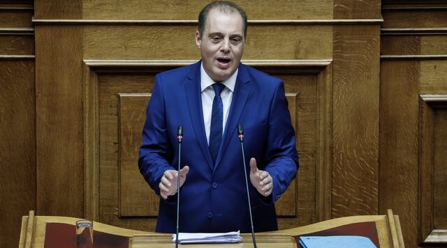 Βελόπουλος: Ποιες επιχειρήσεις; Τα καφέ και τα σουβλατζίδικα εννοείτε;