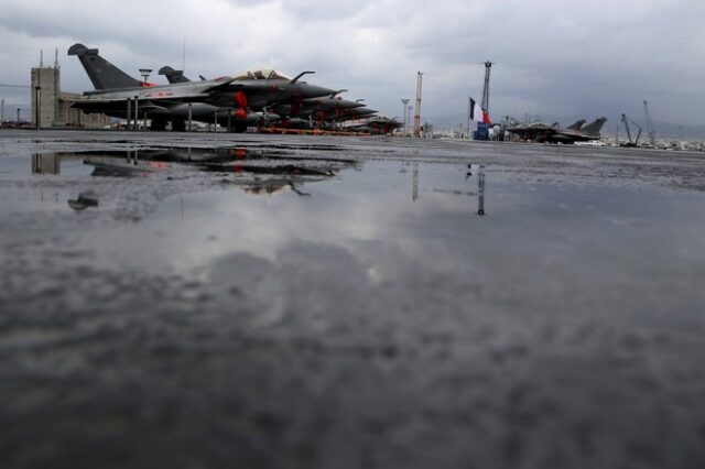 Κορονοϊός – Γαλλία: “Λάθη” στην αντιμετώπιση του ιού στο αεροπλανοφόρο Σαρλ ντε Γκωλ