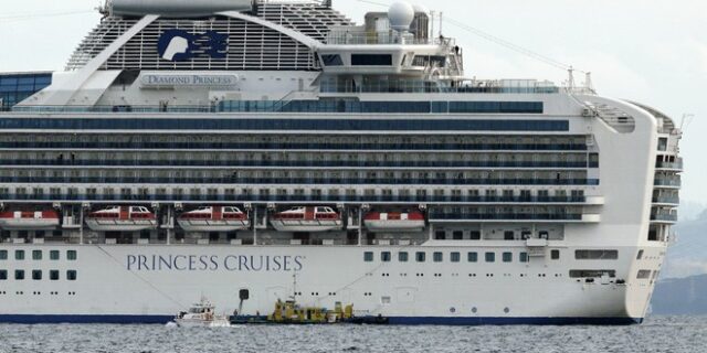 Κοροναϊός: Σε εξετάσεις υποβάλλονται 1.800 επιβαίνοντες κρουαζιερόπλοιου