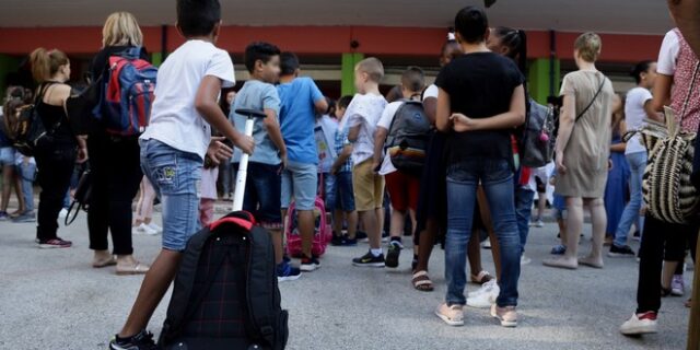 Σχολεία: Χωρίς μάσκες και τεστ η επιστροφή των μαθητών