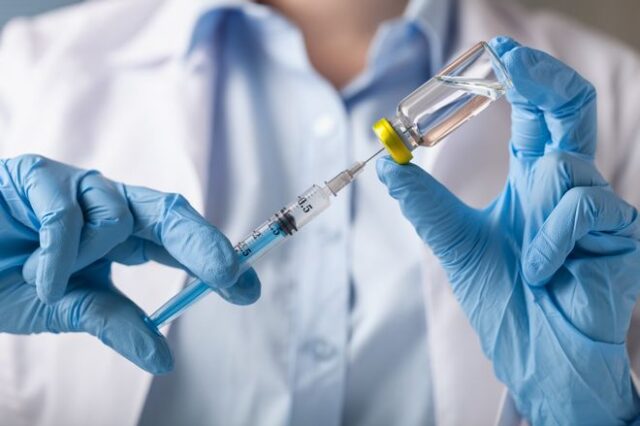 Κορονοϊός: Πέντε πρωτότυπα εμβόλια από τη Ρωσία