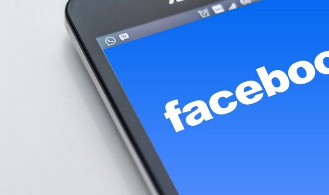 Κορονοϊός: To Facebook στο πλευρό του ΠΟΥ στη μάχη κατά των fake news