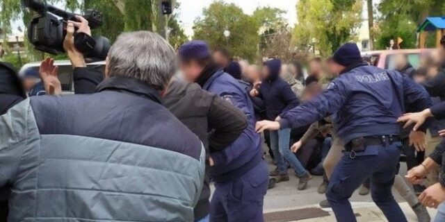 Φονικό στην Κρήτη: Προφυλακίστηκε ο 43χρονος – Έκρηξη οργής από τους συγγενείς των θυμάτων