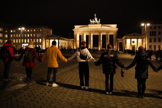 Γερμανία: Υπέρ της στενότερης παρακολούθησης των ακροδεξιών εξτρεμιστών