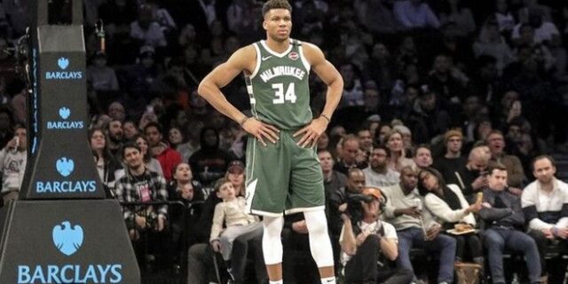 Αντετοκούνμπο: Ευτυχισμένες στιγμές με τον γιο του