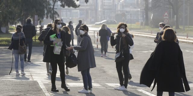 Κοροναϊός: Πάνω από 100 κρούσματα στην Ιταλία – Σε καραντίνα 5 περιοχές