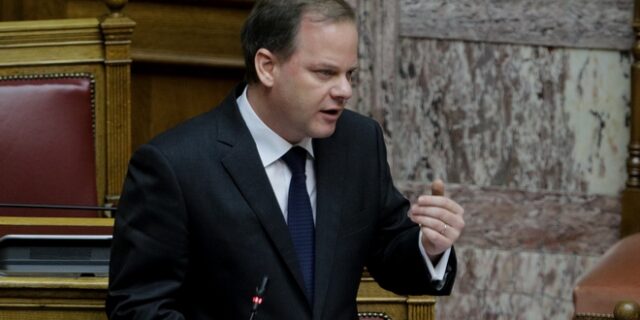 Καραμανλής: Κλείδωσαν με το έτσι θέλω το αμαξοστάσιο – Θα αναζητηθούν ευθύνες