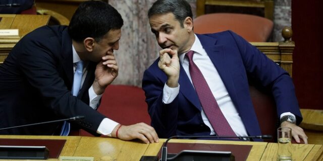Μητσοτάκης για κορονοϊό: Ετοιμαζόμαστε για τις επόμενες φάσεις εξάπλωσης