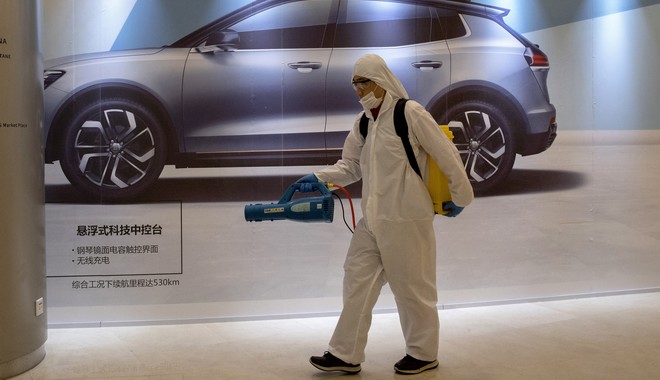Κοροναϊός: Βουτιά 92% στις πωλήσεις αυτοκινήτων στην Κίνα
