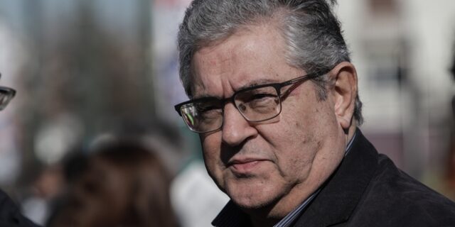 Κουτσούμπας: “Ενώνουμε τη φωνή μας με τη φωνή των εργαζομένων στα σούπερ μάρκετ”