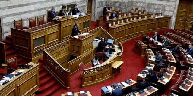 Βουλή: Υπερψηφίστηκε η τροπολογία για τη ΛΑΡΚΟ