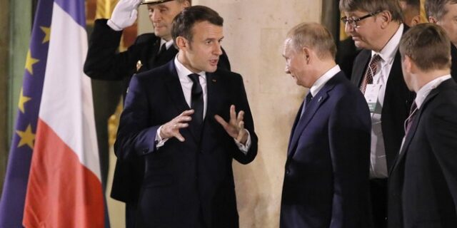 Πούτιν: Συζήτησε την κρίση στη Συρία με τον Μακρόν