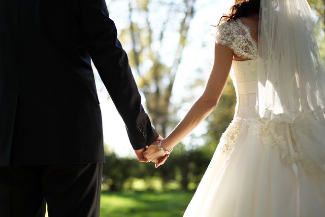 Χωρίς επίσκεψη στην Εφορία η δήλωση γάμου, διαζυγίου ή συμφώνου συμβίωσης