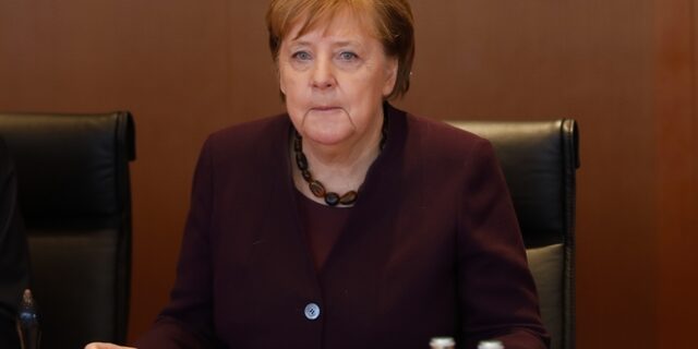SPD: “Χωρίς Μέρκελ αποχωρούμε από την κυβέρνηση”