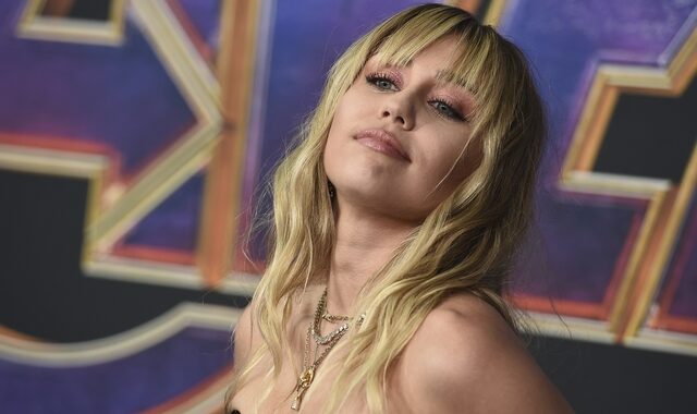 Το σέξι “ατύχημα” της Miley Cyrus: “Δείτε το πριν μου το κατεβάσει το Instagram”