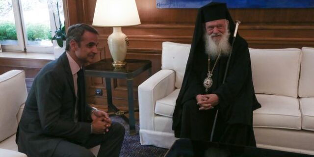 Επικοινωνία Μητσοτάκη – Ιερώνυμου για τον κορονοϊό