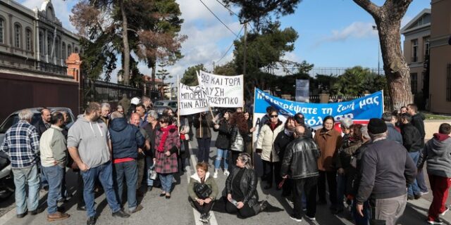 Λέσβος: Παράσταση διαμαρτυρίας των κατοίκων της Μόριας