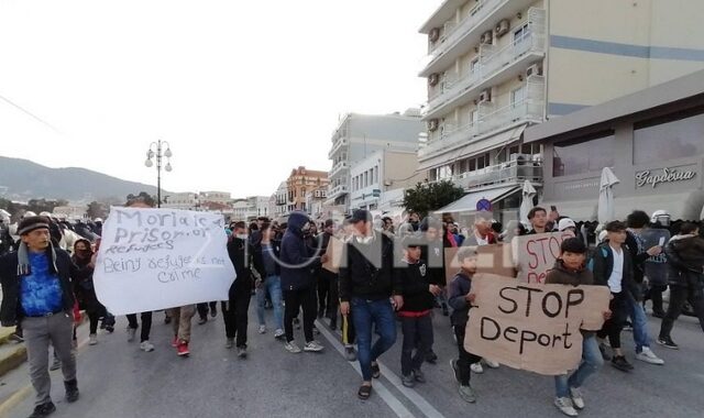 Μόρια: Πορεία μεταναστών και οδομαχίες