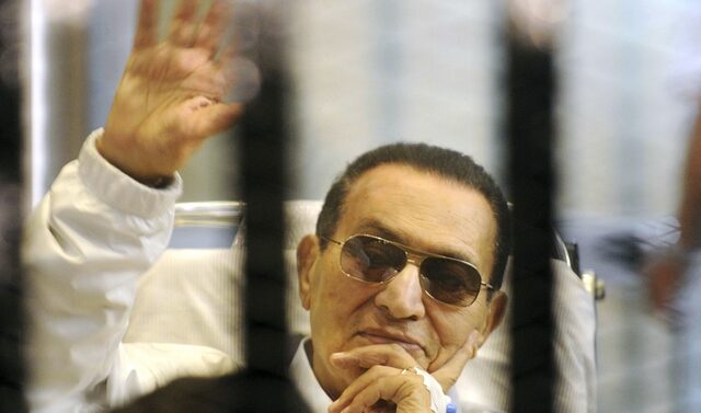 Χόσνι Μουμπάρακ: Πέθανε ο πρώην πρόεδρος της Αιγύπτου