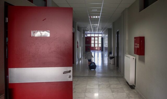 Κορονοϊός: Αυστηρά μέτρα στα νοσοκομεία. Πότε δεν θα ισχύει το επισκεπτήριο