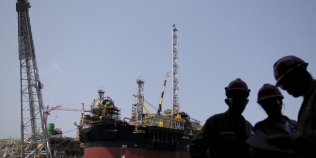 Κοροναϊός: Οι αγορές πετρελαίου “βλέπουν” κάμψη της επιδημίας