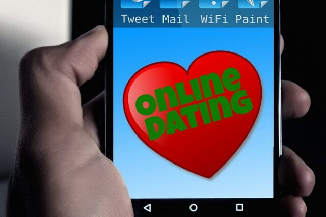 “Απιστία” αλά ηλεκτρονικά, μέσα από dating apps