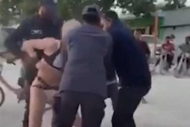 Αδιανόητο: Συνέλαβαν τουρίστρια επειδή φορούσε μπικίνι σε παραλία στις Μαλδίβες